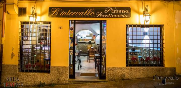 L' Intervallo Pizzeria Rosticceria · Foto 1